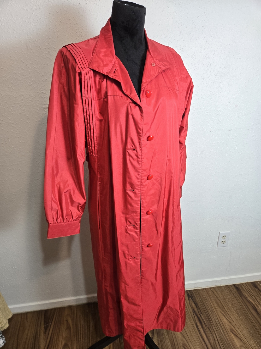 Red Vintage Women's Lightweight Trench Coat